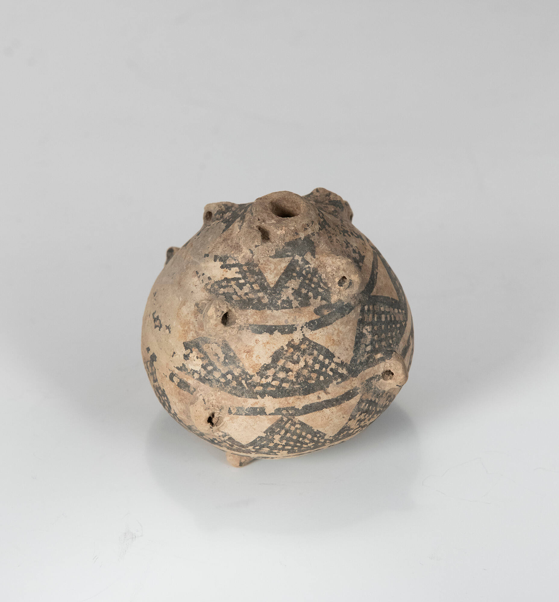 Tripod Jug