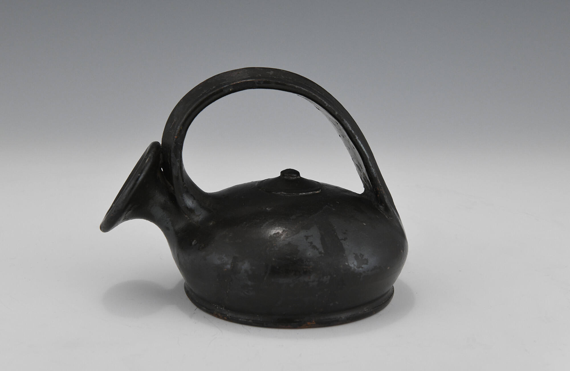 Italic Black-Glaze Askos (jug)